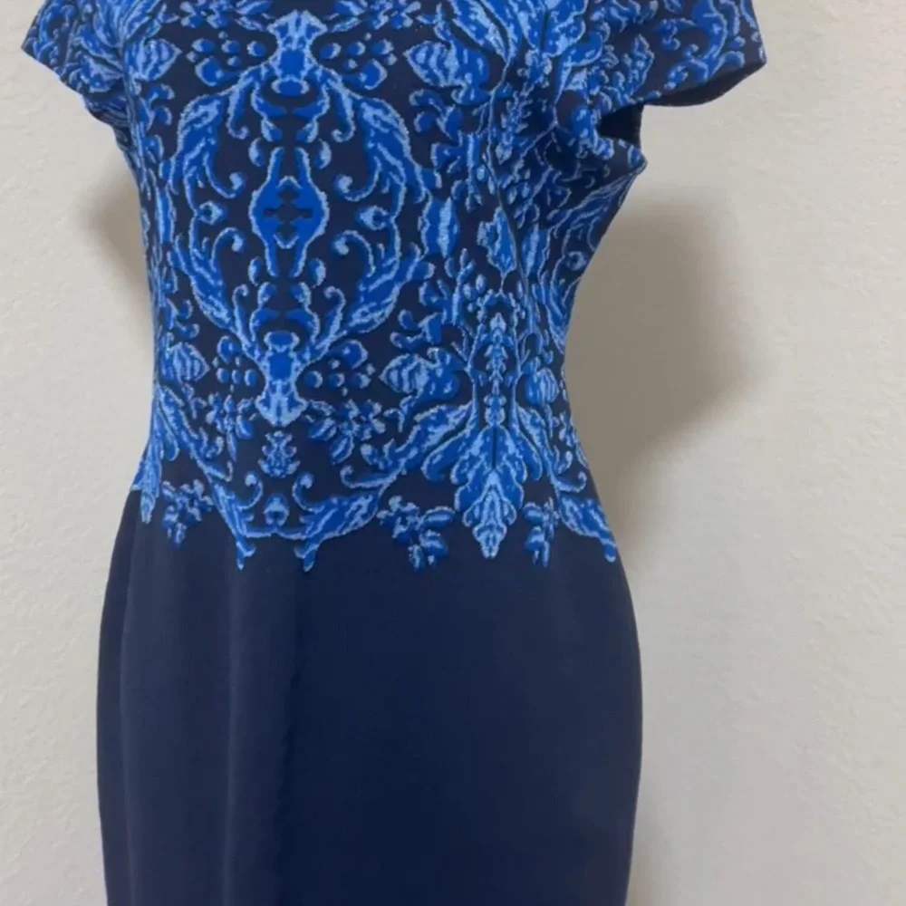 St. John Blue Tones Brocade Graphic Short-Sleeve Knit Dress - Picture 2 of 7